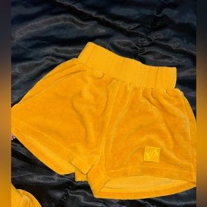 Mustard yellow Waydamin set XS.